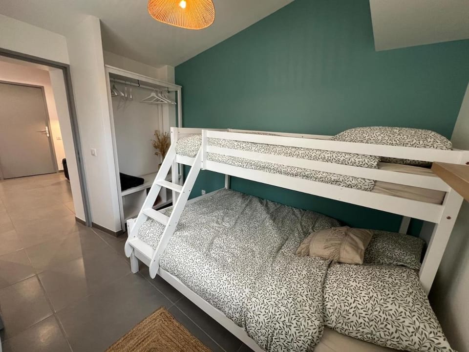 Logis des Pins 4-6 Personnes House in Nouvelle-Aquitaine