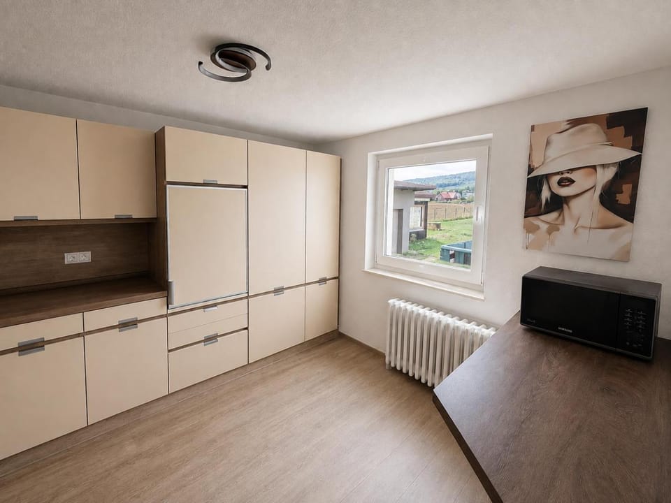 Kitchen or kitchenette, Kitchen or kitchenette, oven, stove