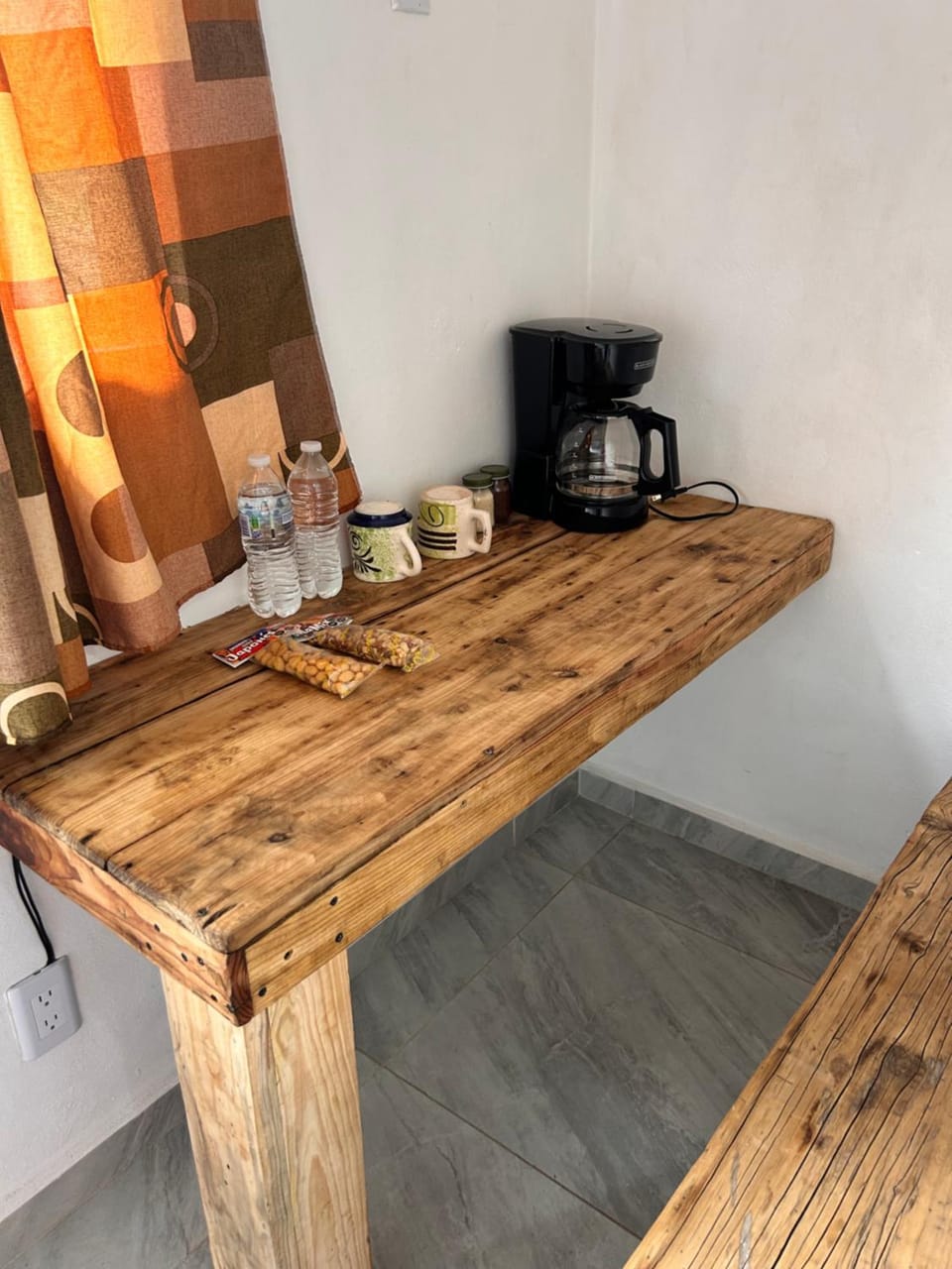 Coffee/tea facilities, Kitchen or kitchenette, minibar