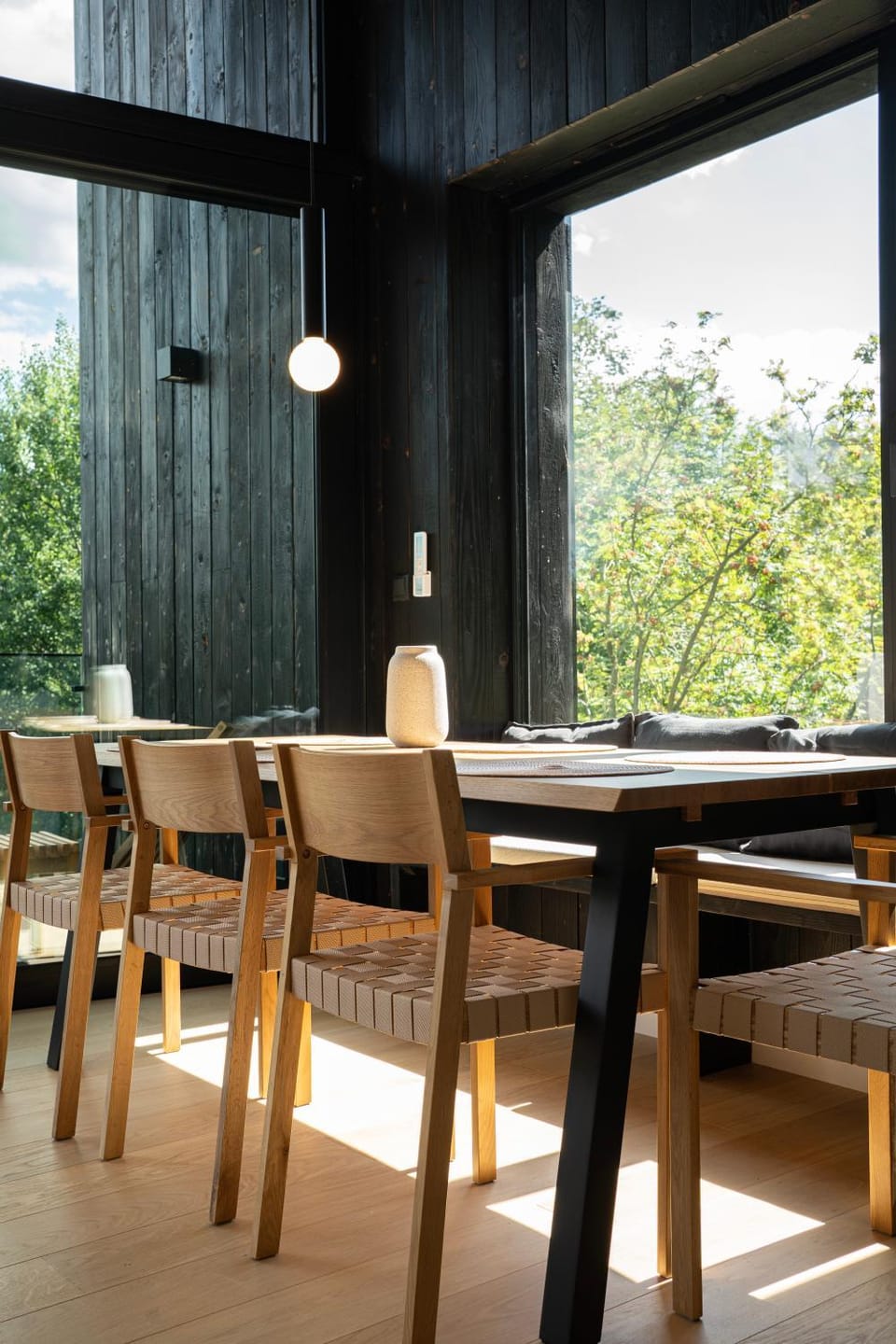 Strome Zbocze Apartament by Modern Living Apartment in Poland
