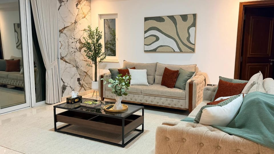 Living room, Decorative detail, Seating area