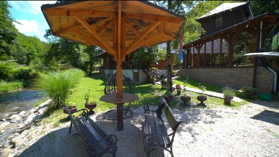 Seosko turističko domaćinstvo Vesna Villa in Zlatibor District, Serbia
