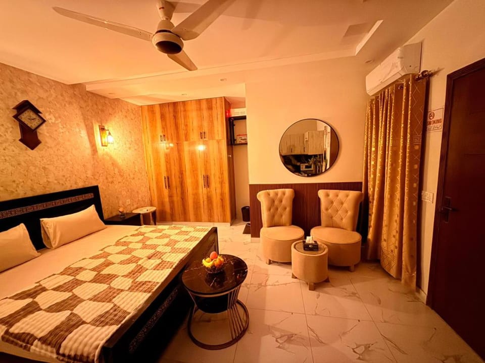 The Opal Wall Premium Apartment in Lahore