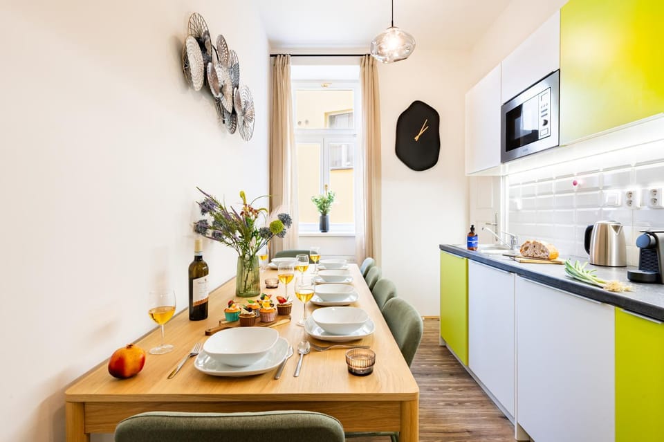 Prague Days - Spacious Apartments with Workspaces in Top Location Apartment in Prague