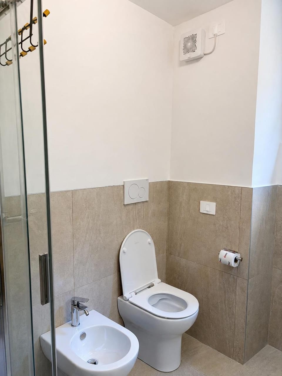 Shower, Toilet, Bathroom, bidet