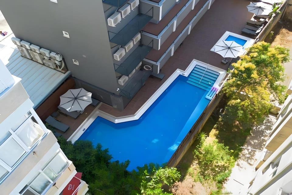 Property building, Swimming pool