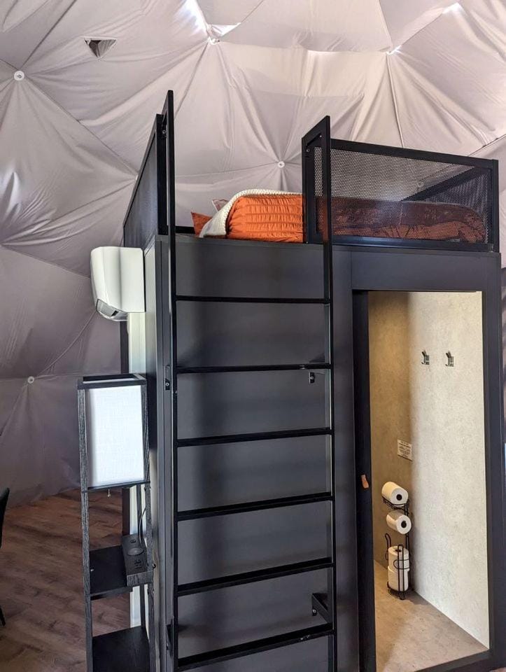 Brand New River Dome with Amazing Stargaze in Orderville, Utah Luxury tent in Glendale