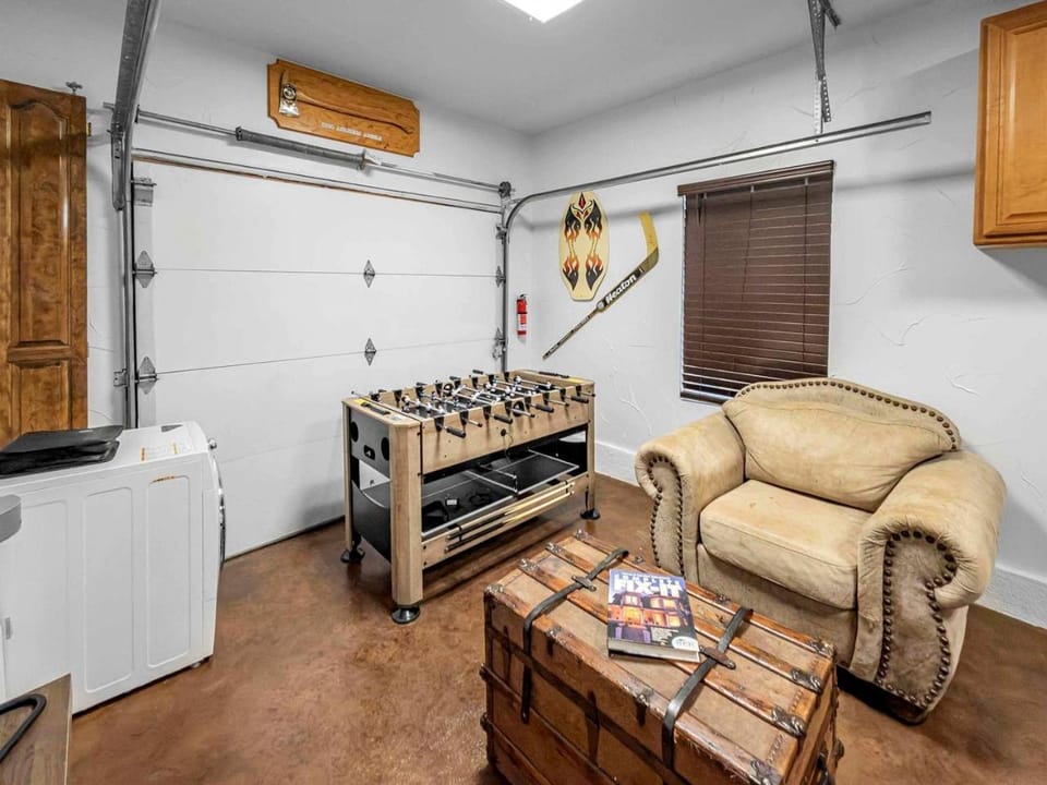 Cozy Mountain Cabin Retreat with Outdoor Fun & Relaxing Scenic Escape in Big Bear Lake, California Cabin in Big Bear