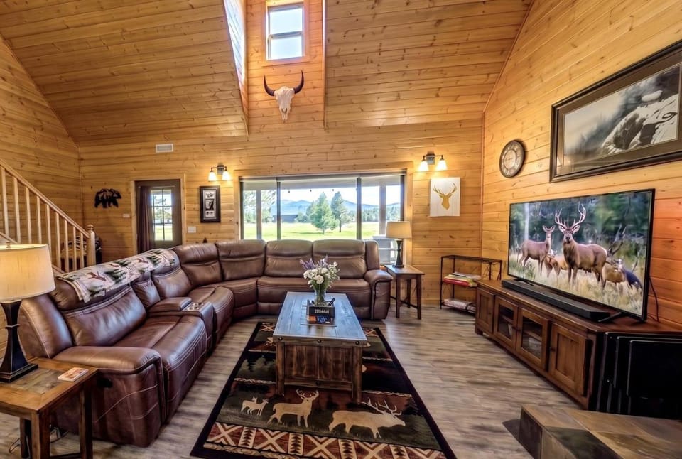 Fresh Summer Cabin with Hot Tub, Firepit & Outdoor BBQ in Island Park, Idaho Cabin in Island Park