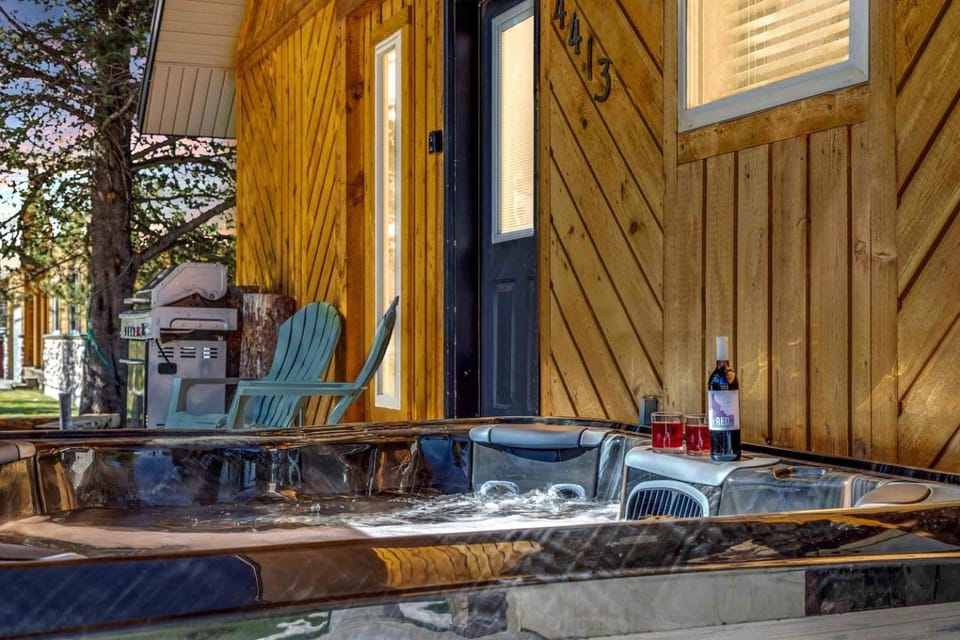 Scenic Island Park Cabin with Hot Tub & Golf Near Henrys Fork, Idaho Cabin in Island Park