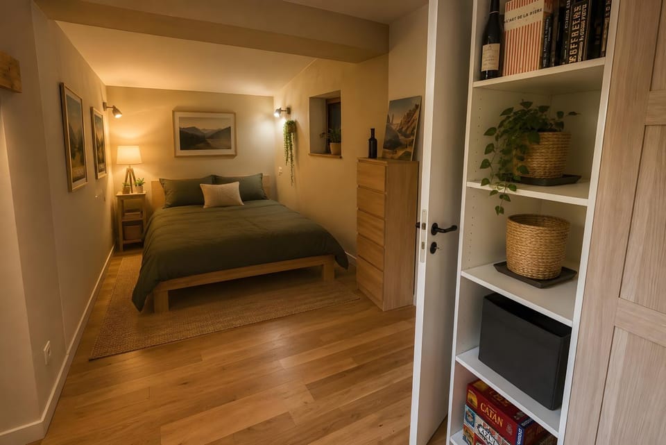 Living room, Bedroom