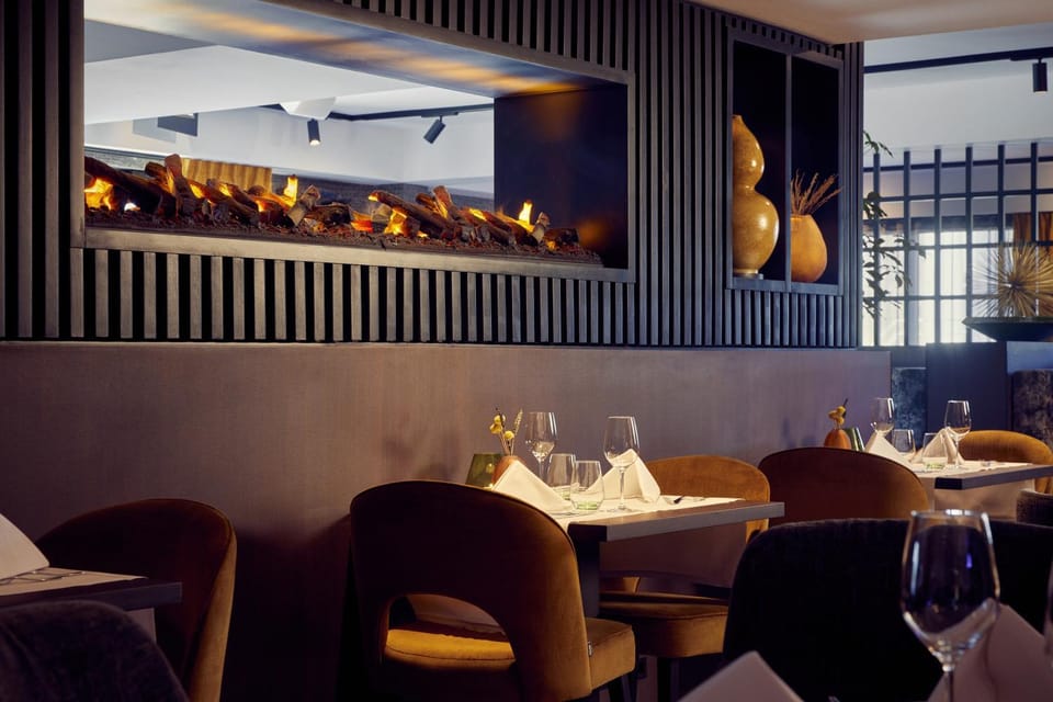 Restaurant/places to eat, Food and drinks