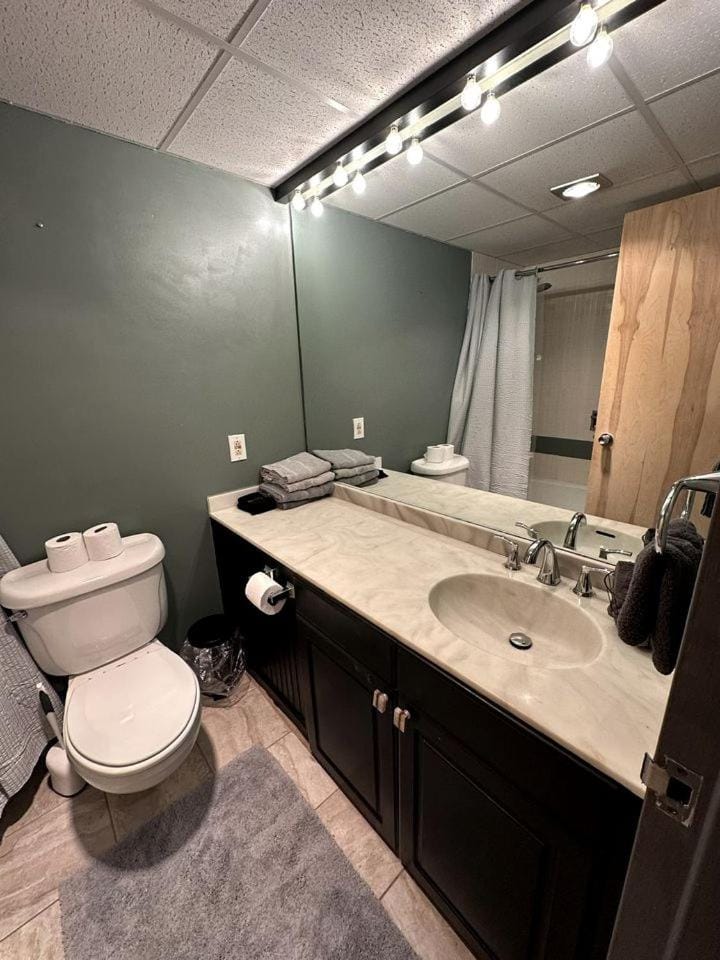 Comfortable Lakes Region with Pool & Outdoor Amenities in New Hampshire House in Laconia