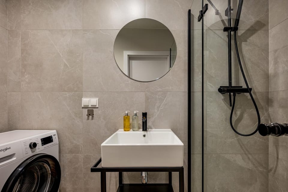 Shower, Bathroom, washing machine