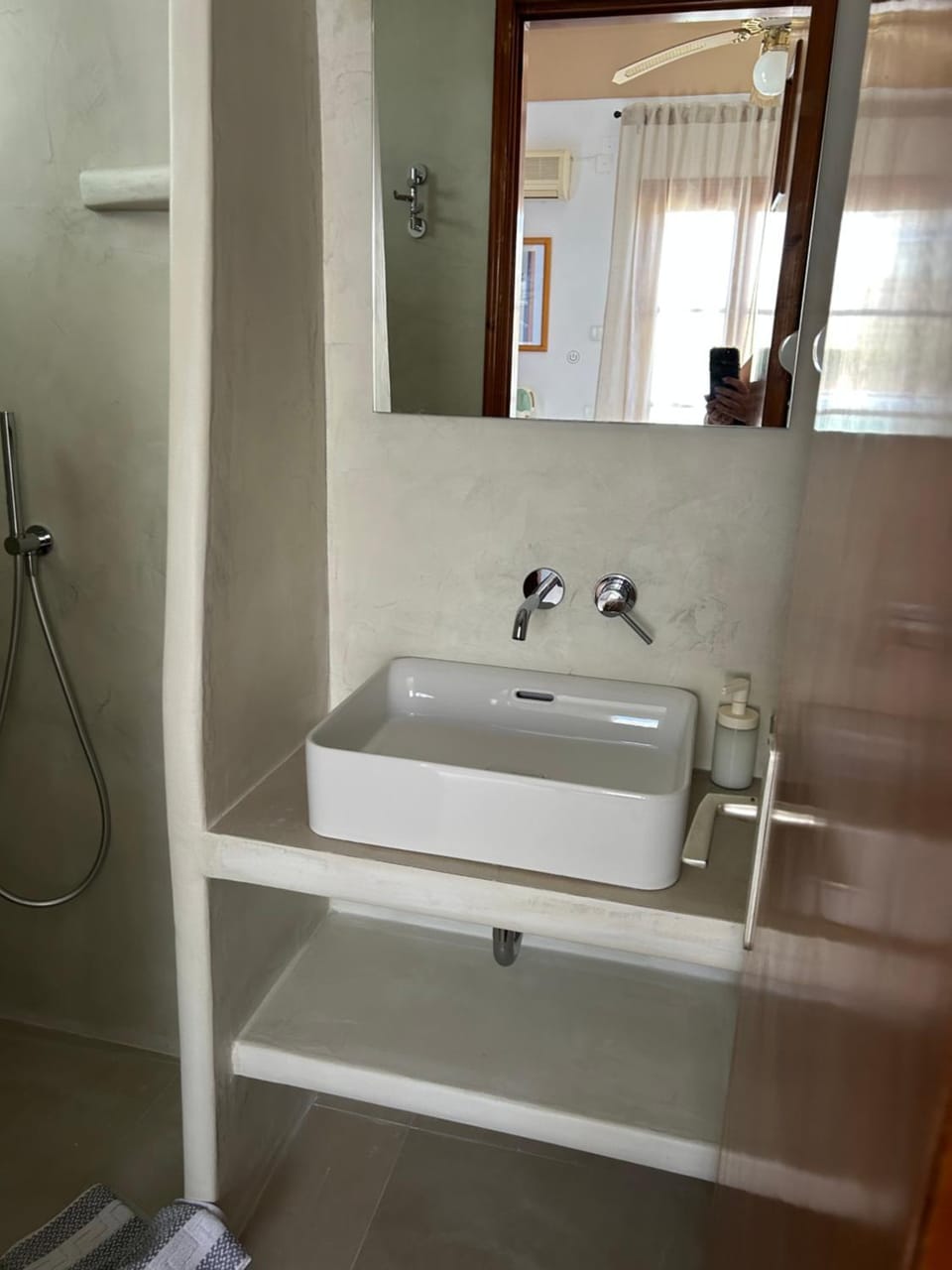 Panorama Rooms House in Milos
