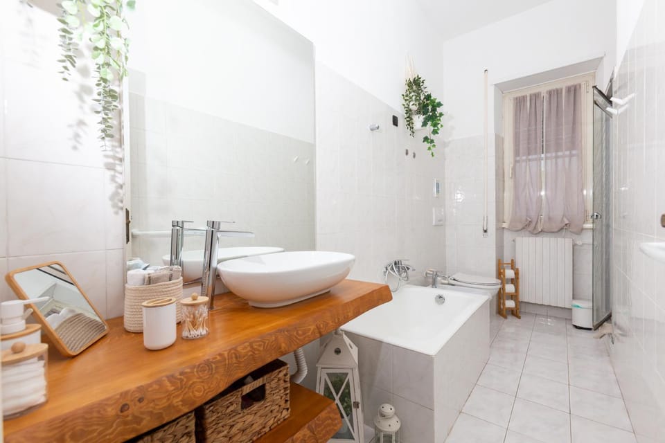 Bathroom, Bath