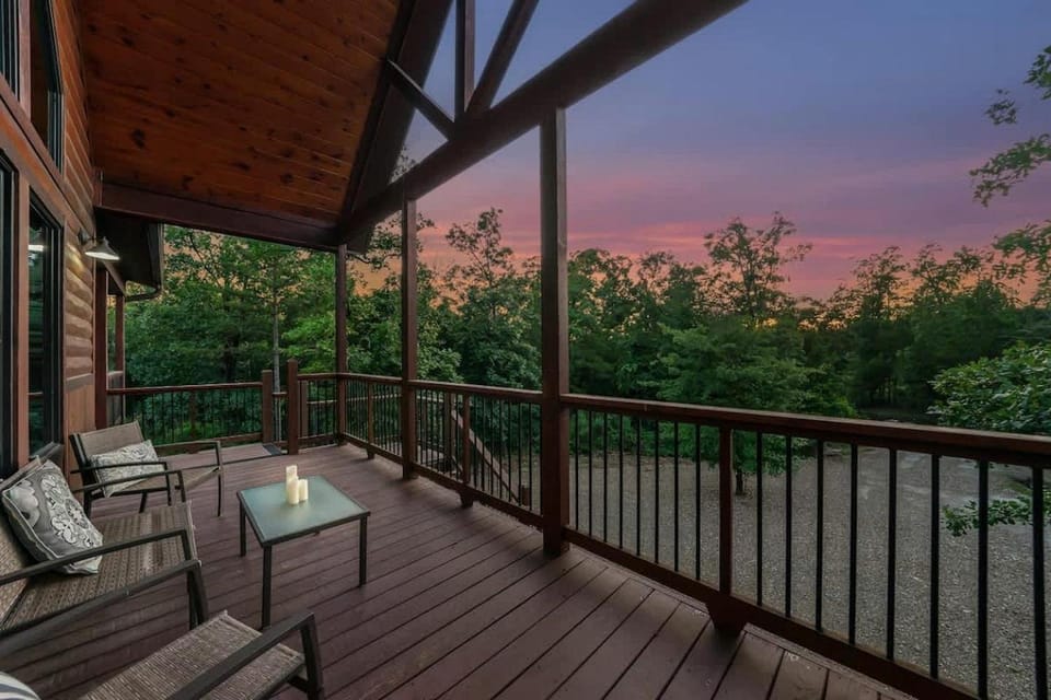 Spacious Family Cabin with Hot Tub, Fire Pit, Game Room & Private Playground near Broken Bow Lake & Beavers Bend State Park – Broken Bow, OK Cabin in Broken Bow