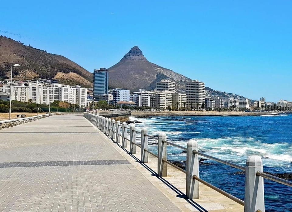 Sea Point Retreat Pool, Gym & Prime Location Apartment in Sea Point