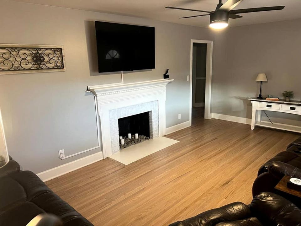 Family-Friendly Cottage with Pool Table and Fire Pit in Indian Trail, North Carolina House in Indian Trail