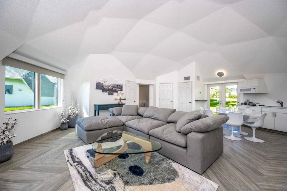 Lakeside Dome Retreat with Sun Deck & Lake Views | 2BR Rental in Clermont, Florida Luxury tent in Groveland