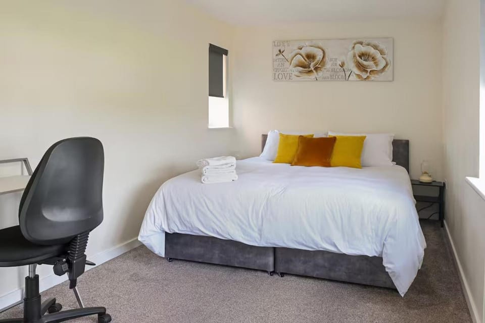Bed, Bedroom