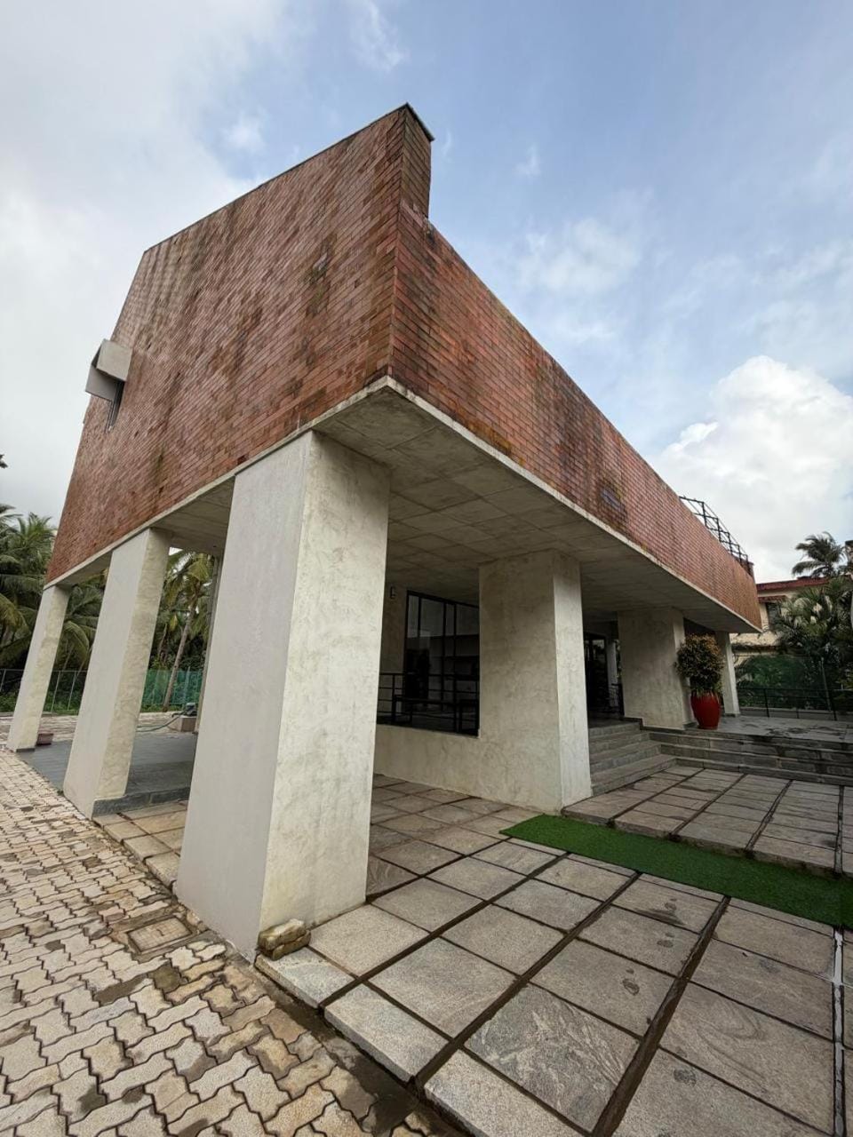 Property building, Balcony/Terrace