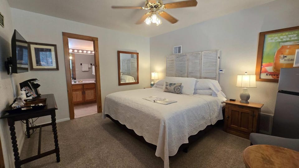 Sweet Pecos Gruene Cottages House in New Braunfels