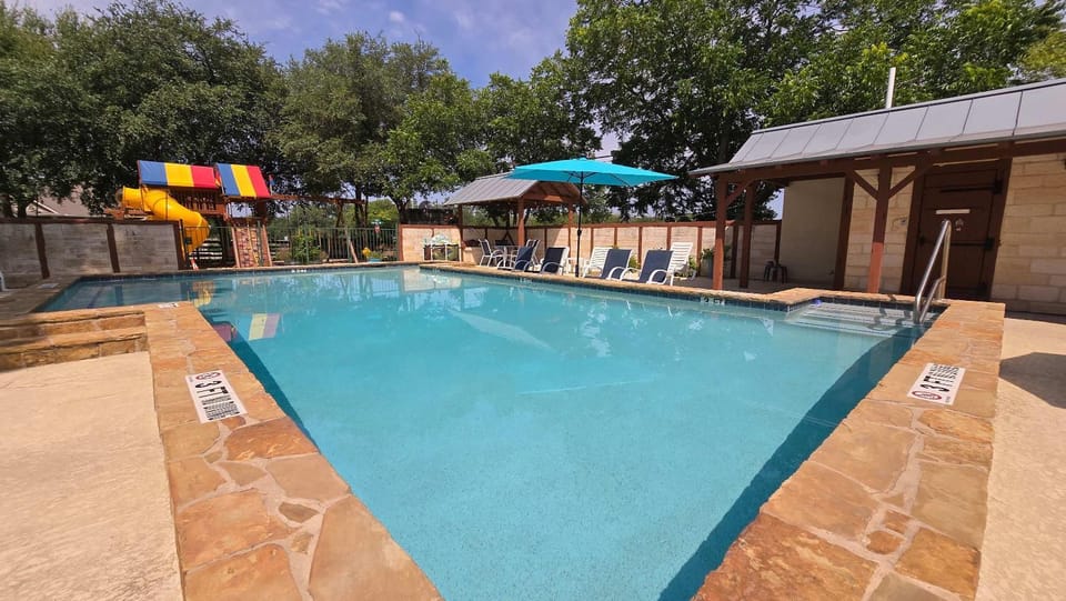 Pecos 1BDR in Gruene Cottages House in New Braunfels