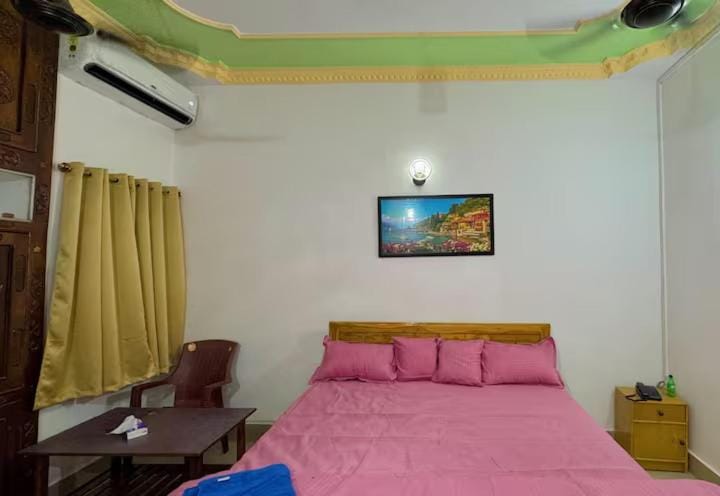 Luxury 3BHK Bunglow in Posh Colony Ground 102 Vacation rental in India