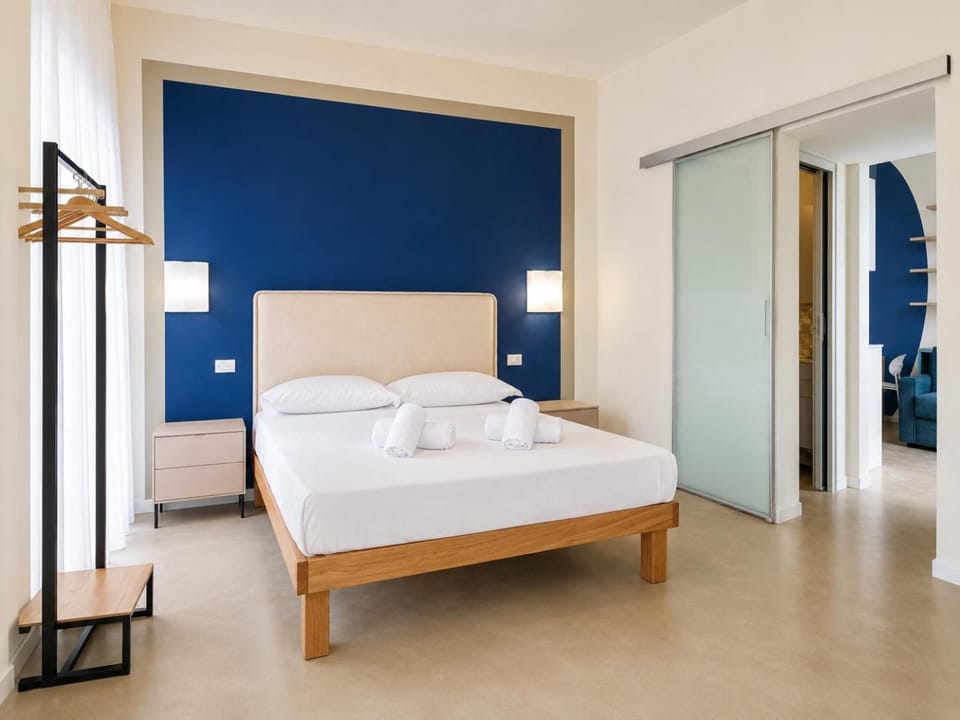 Hostdomus - Altamarea - sea front - free parking Apartment in Finale Ligure