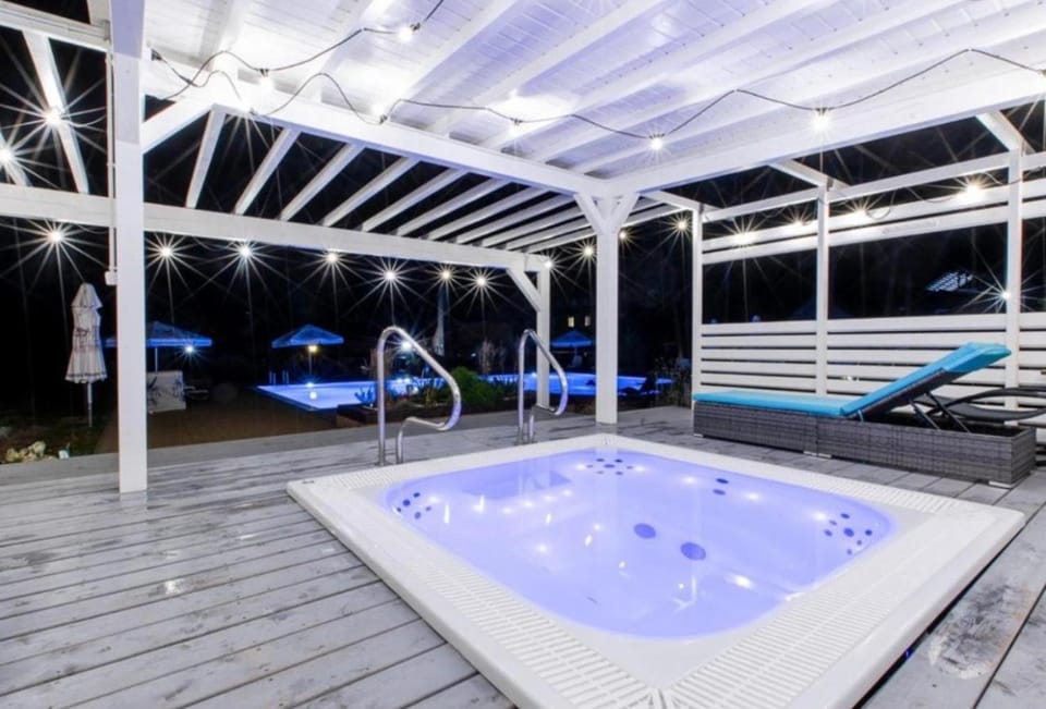 Niechorze MEWA OSRODEK WCZASOWY Apartamenty z tarasem POOL & JACUZZI przy samej plaży Apartment in West Pomeranian Voivodeship, Poland