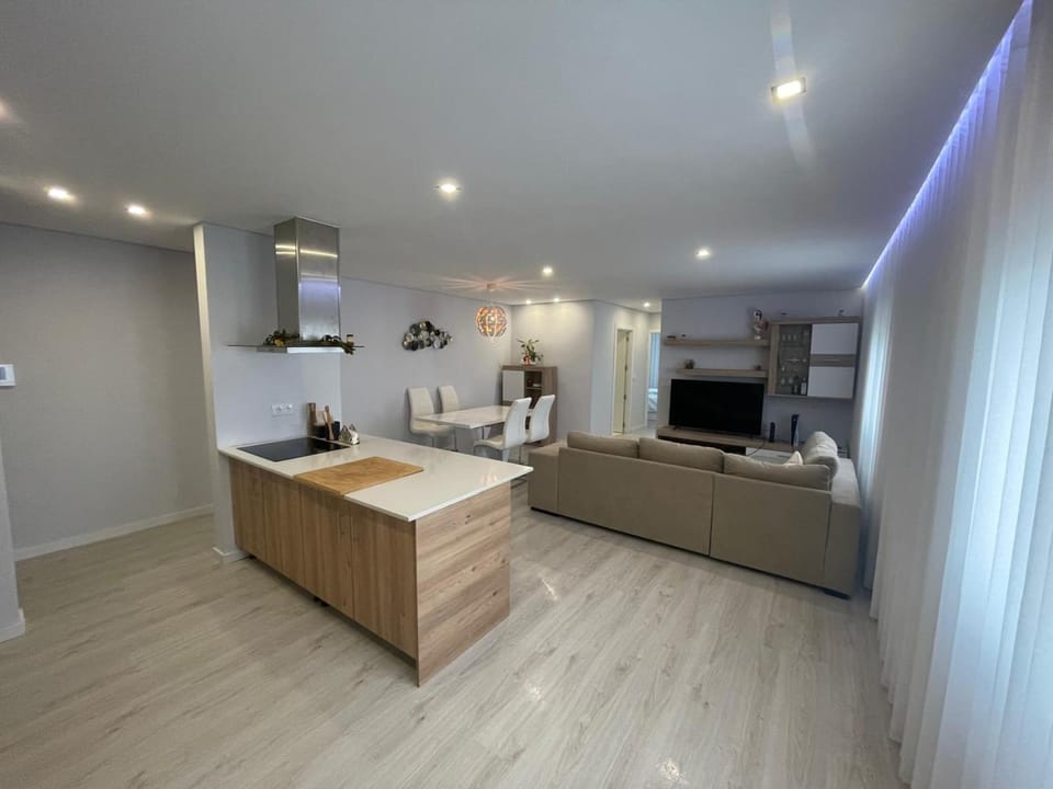 Apartamento T2 Avenida Vasco da Gama Apartment in Porto District