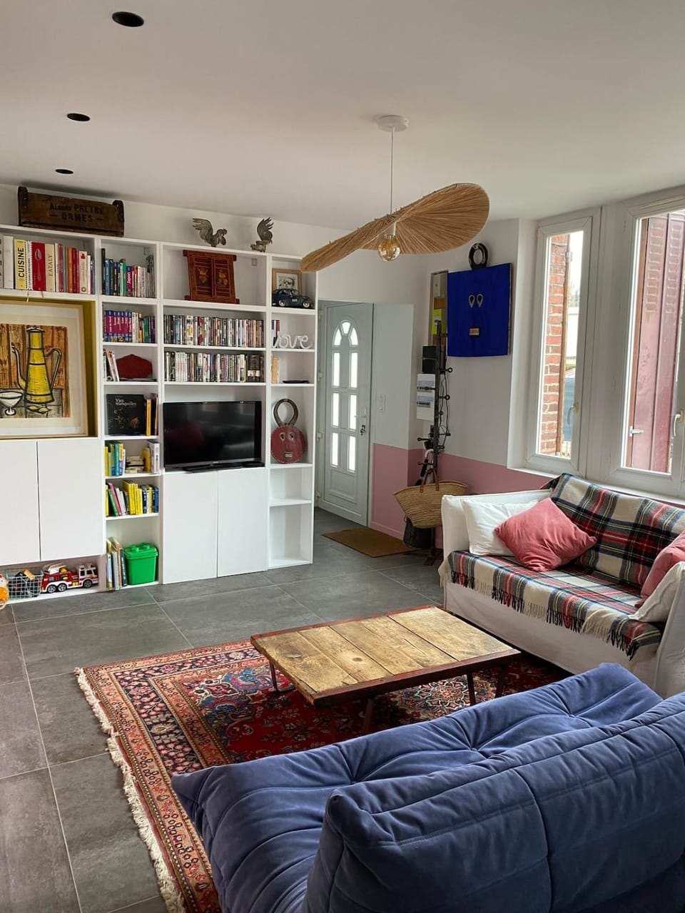 Communal lounge/ TV room, Library, TV and multimedia, Living room