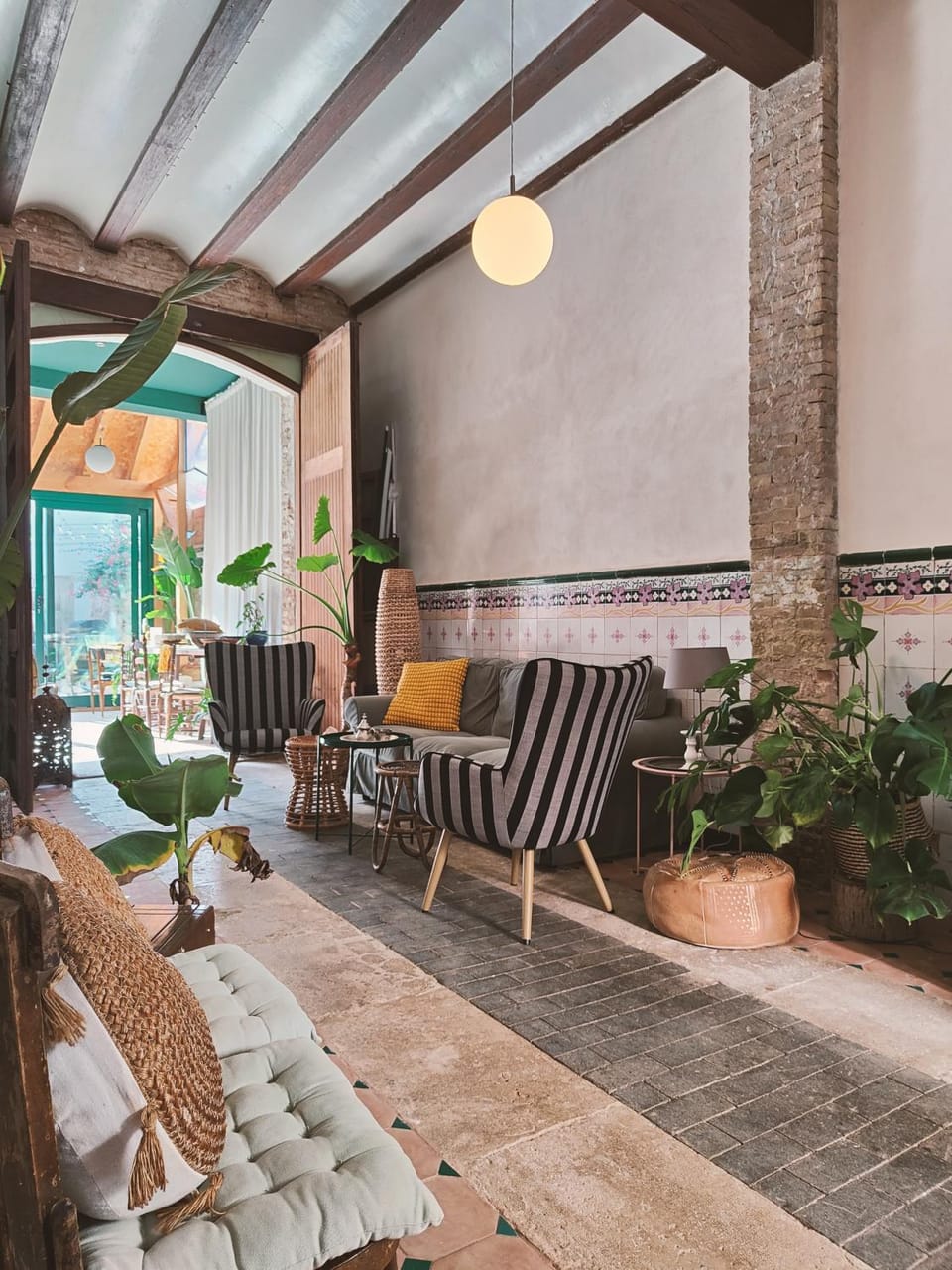Seating area