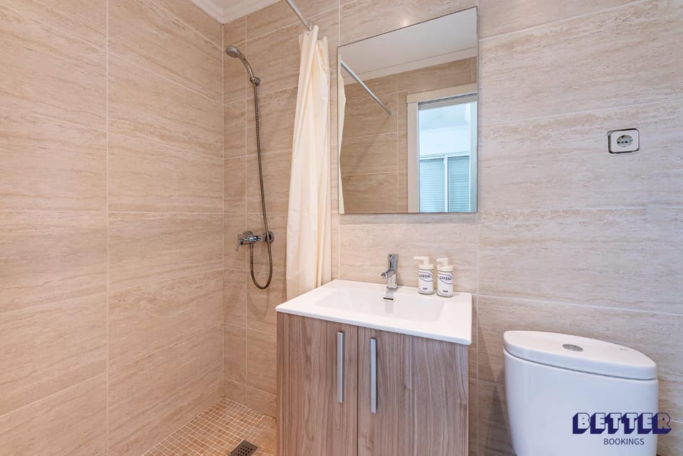 Casa Avenara - 2BR Apt Near Beach Apartment in Fuengirola