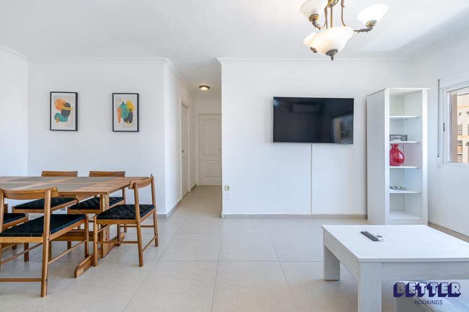 Casa Avenara - 2BR Apt Near Beach Apartment in Fuengirola
