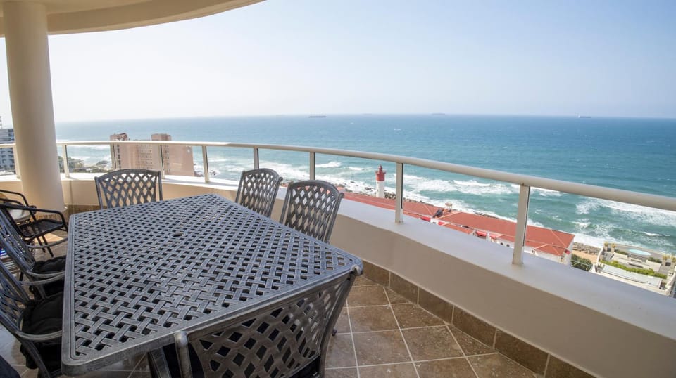 View (from property/room), Balcony/Terrace, Dining area, Sea view