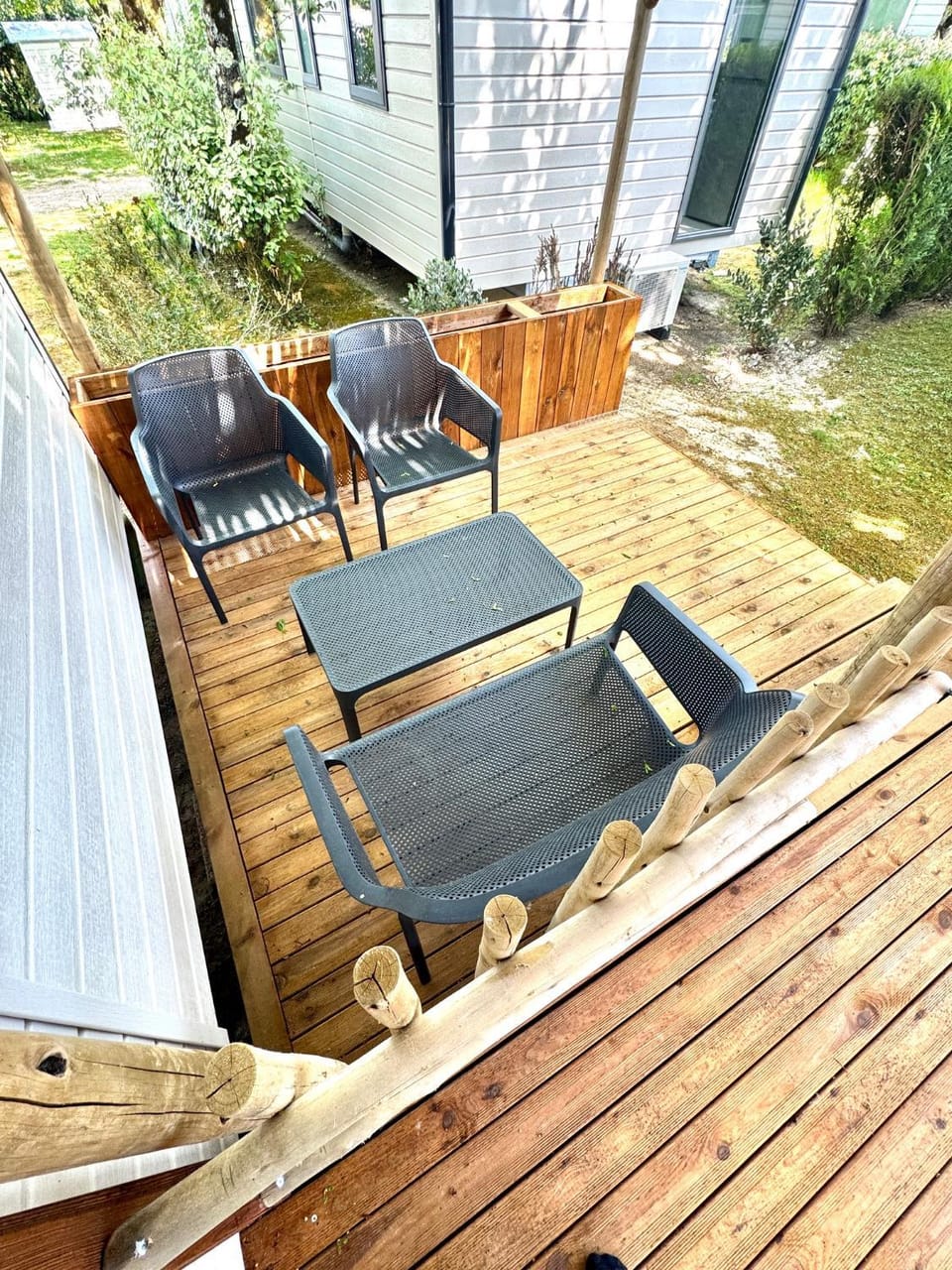 Patio, Spring
