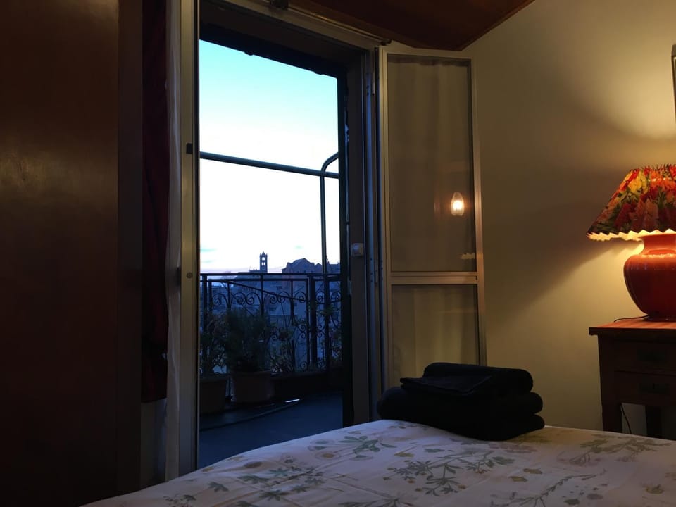 Dormire nel cuore di Genova - camera Matilde Vacation rental in Genoa