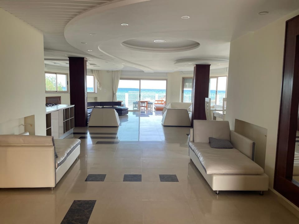 Appartement d exception en front de mer Apartment in Tunisia