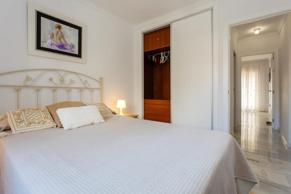 Apto Bajo con piscina comunitaria y patio privado Apartment in El Puerto de Santa María