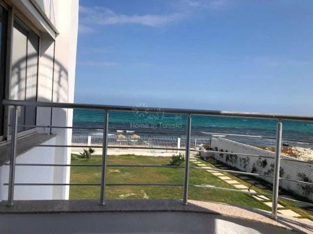 Beautiful s4 waterfront Mahdia with pool Apartment in Tunisia