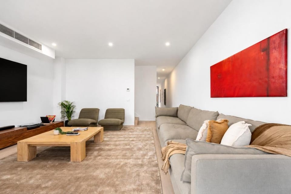 TV and multimedia, Living room, Seating area