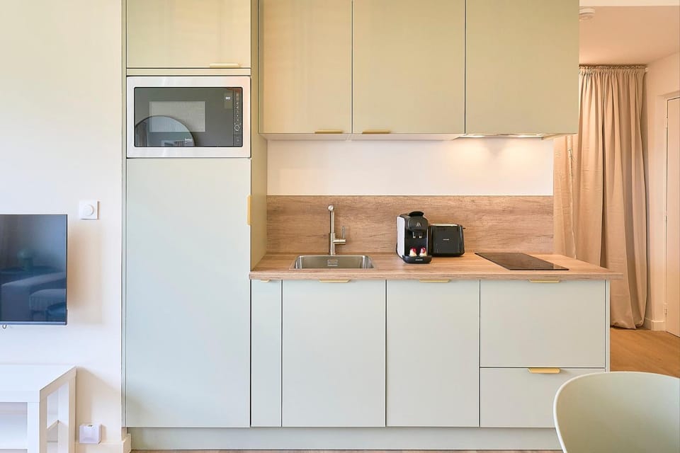 One-bedroom apartment near the tram with parking Apartment in Lille