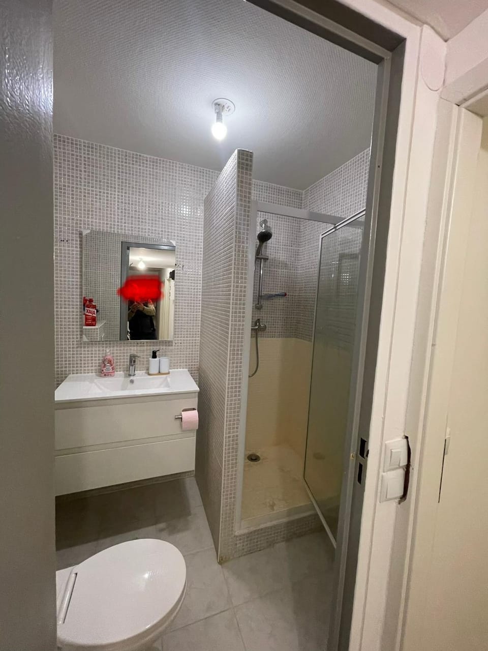 Shower, Bathroom