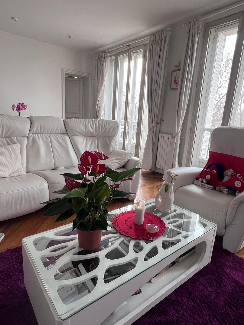 Living room, Seating area