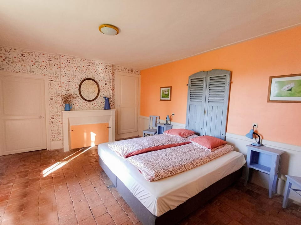 Living room, Bedroom