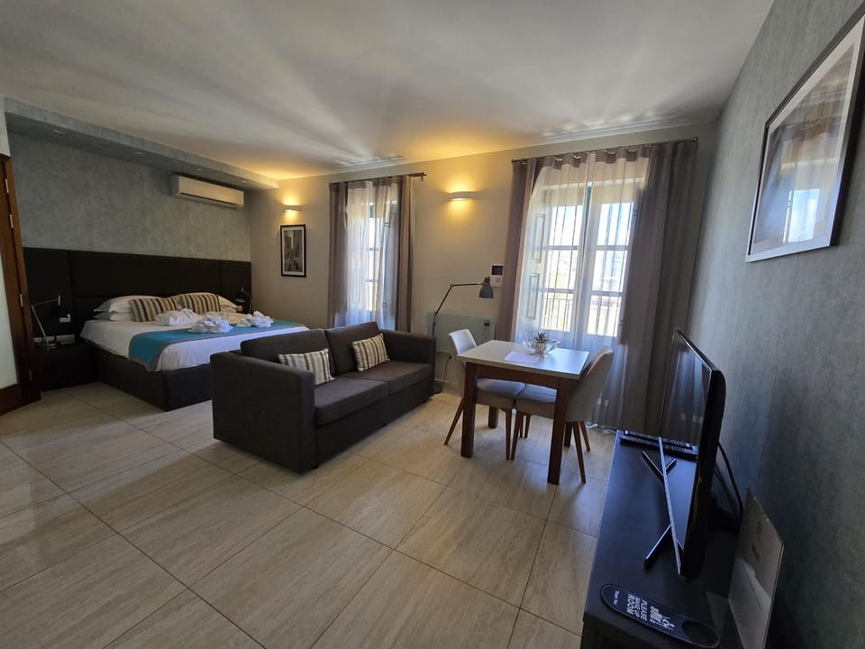 D Townhouse Boutique Suites Hotel in Sliema