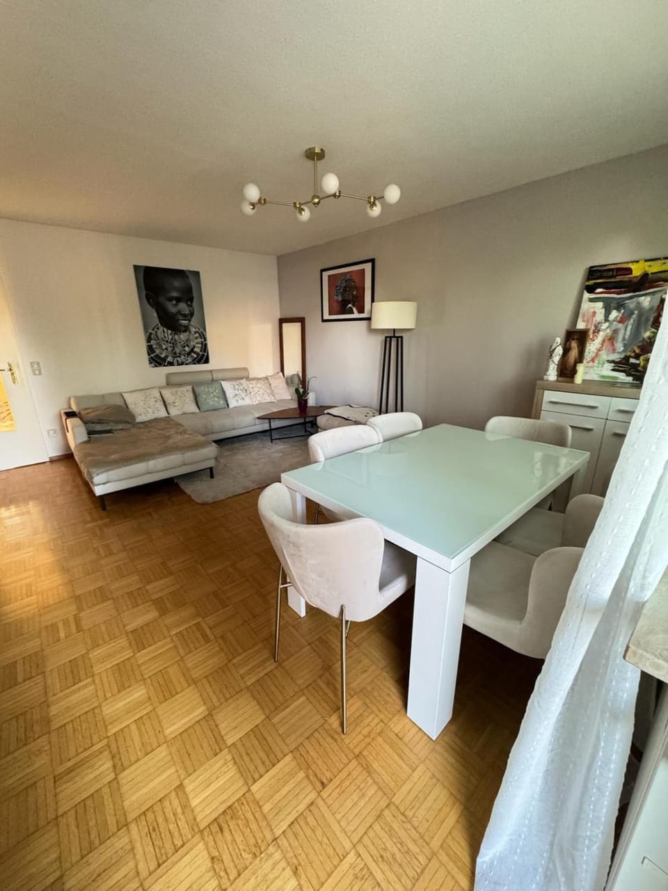 Living room, Seating area, Dining area