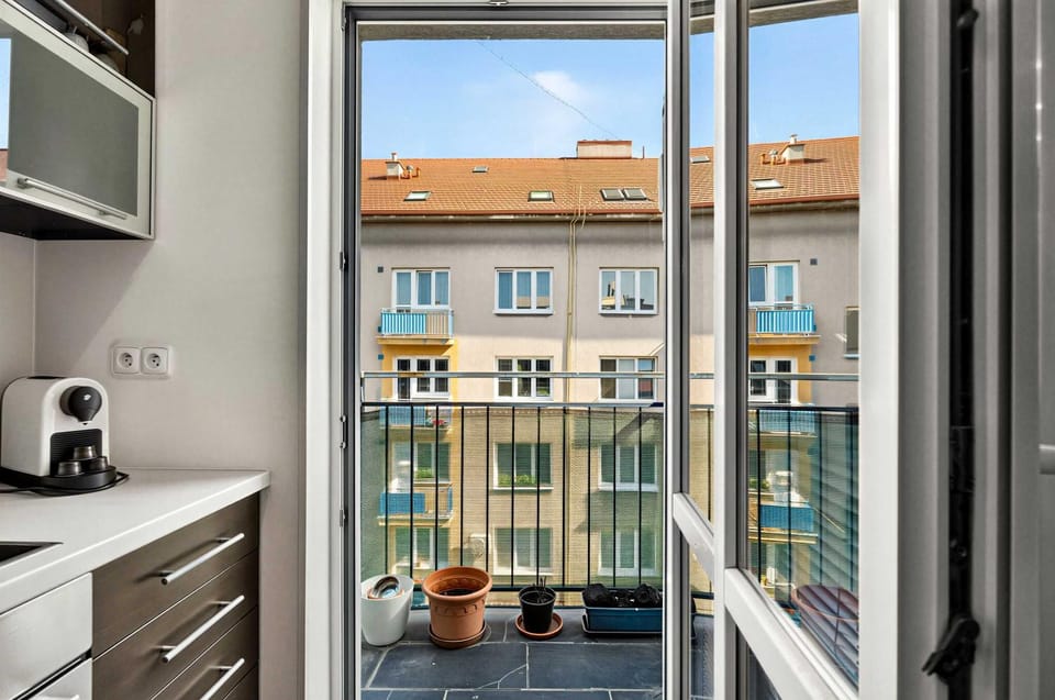 Patio, View (from property/room), Balcony/Terrace, Kitchen or kitchenette